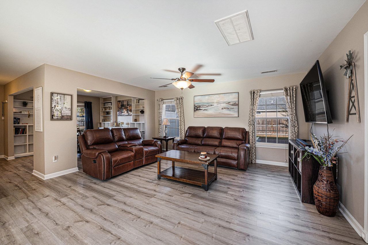 313 Seneca River Drive Photo 8