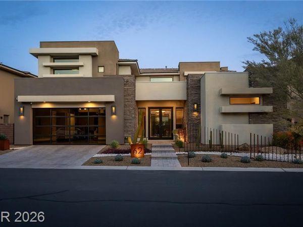 62 Grey Feather Drive, Las Vegas, NV 89135