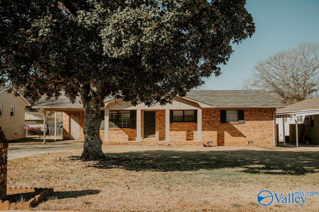 1203 SE Pennylane, Decatur, AL 35601 Main Photo