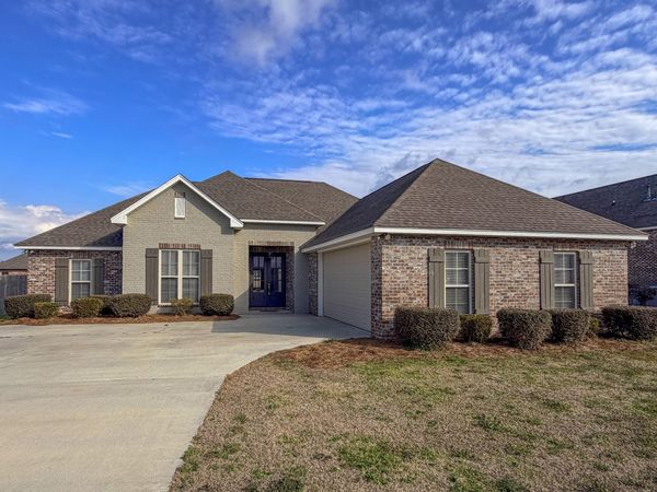 69 Sunline Dr., Petal, MS 39465