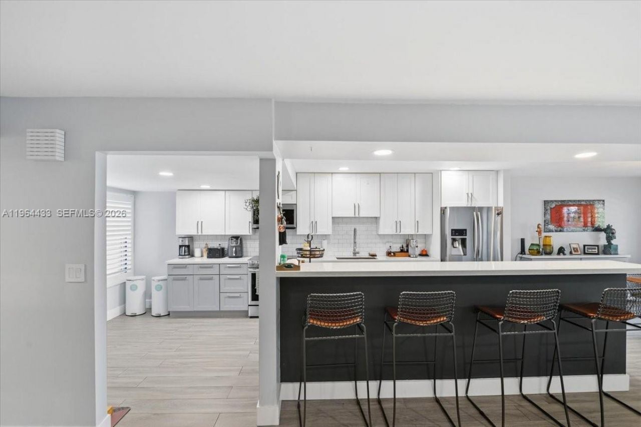 958 Mockingbird Ln, Unit 514, Plantation, FL 33324 Photo