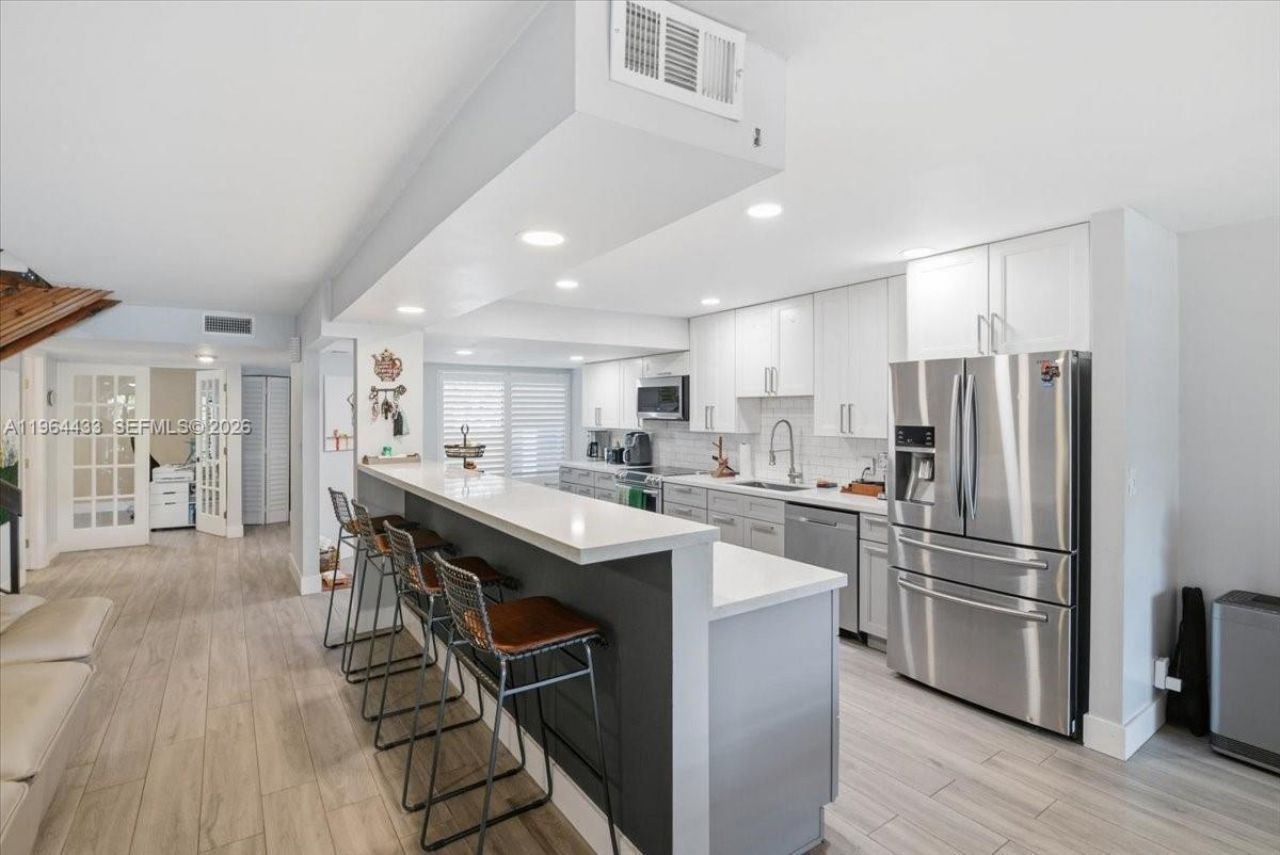 958 Mockingbird Ln, Unit 514, Plantation, FL 33324 Photo