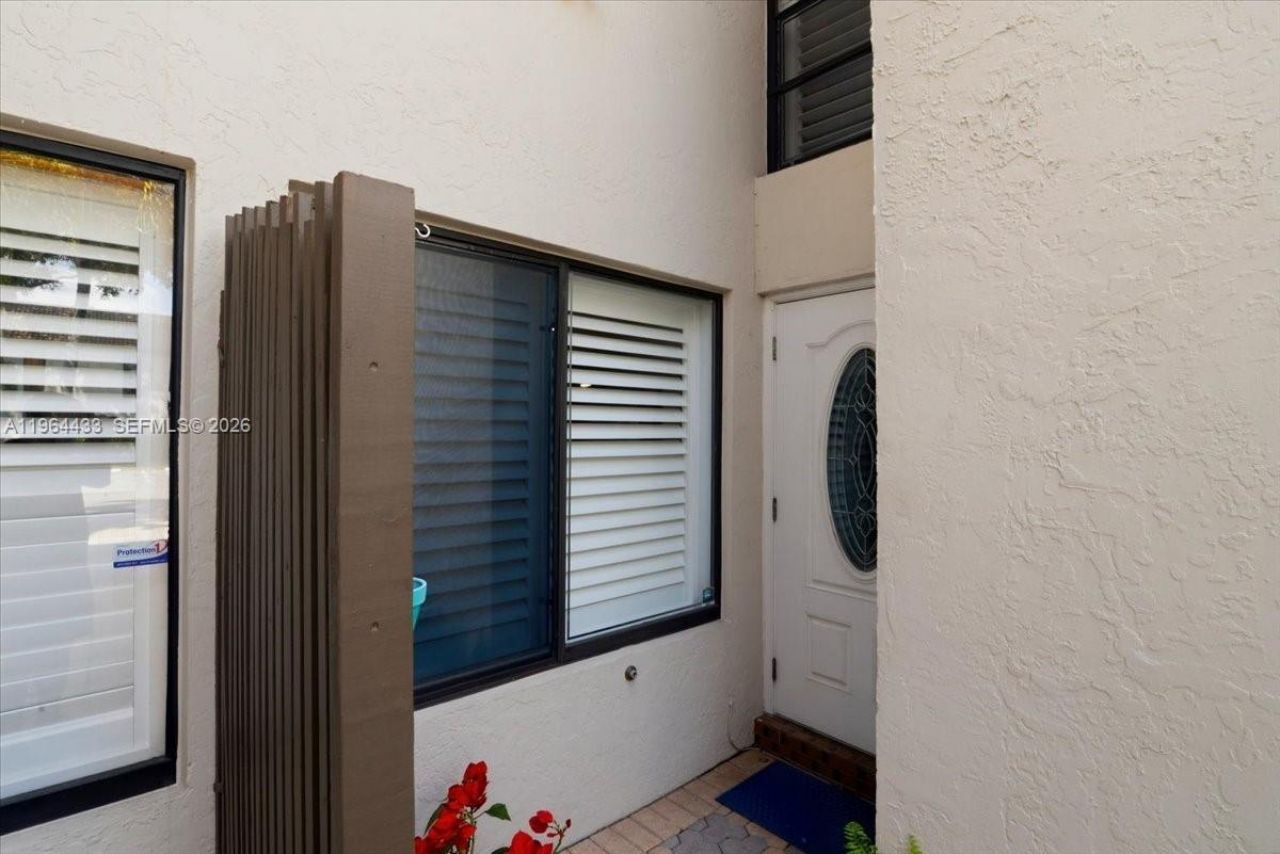 958 Mockingbird Ln, Unit 514, Plantation, FL 33324 Photo