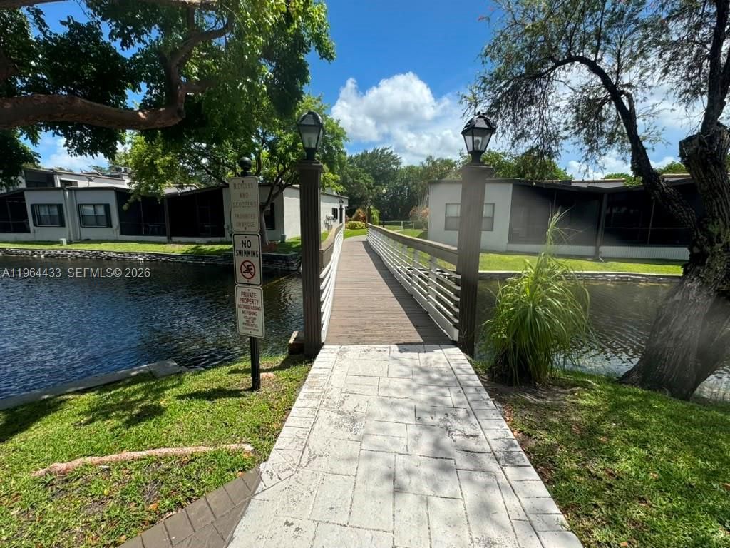 958 Mockingbird Ln, Unit 514, Plantation, FL 33324 Photo