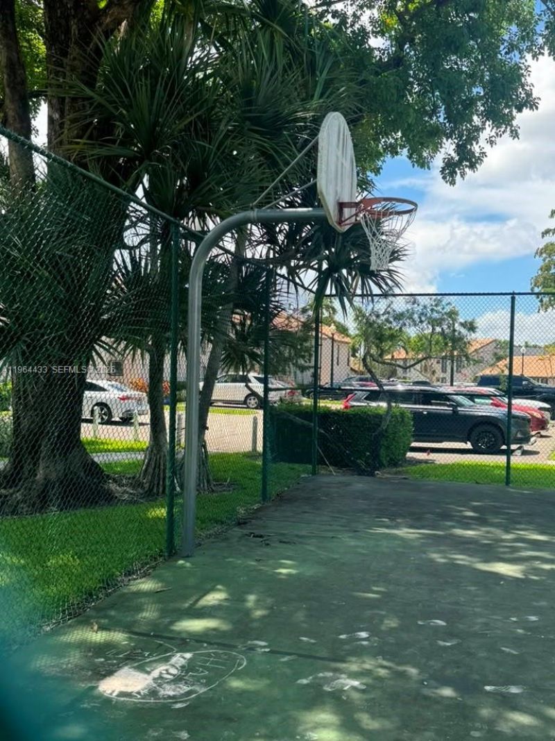 958 Mockingbird Ln, Unit 514, Plantation, FL 33324 Photo