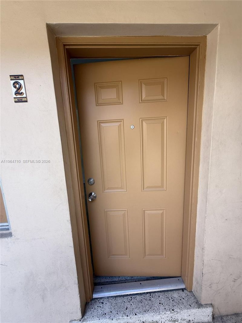 926 NW 5th St, Unit 2, Miami, FL 33128 Photo