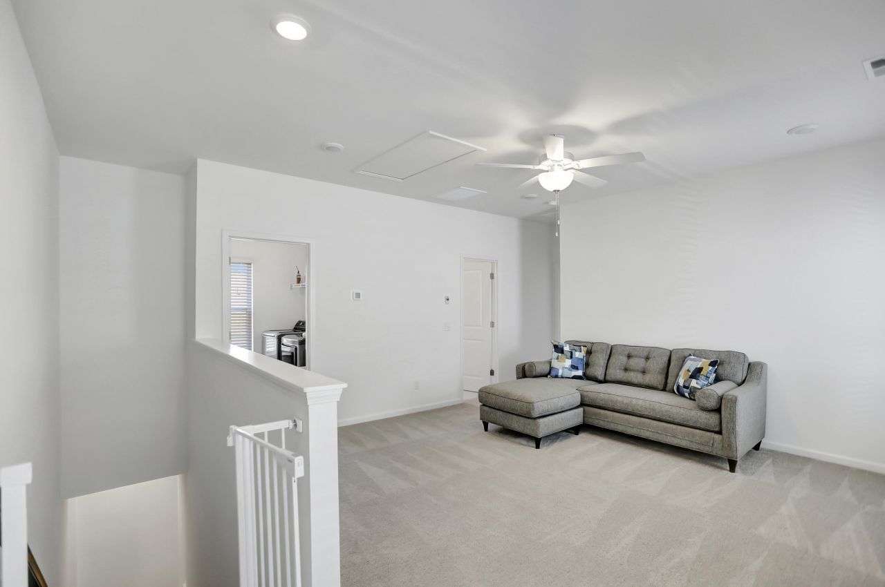 691 Snow Owl Drive Photo 16