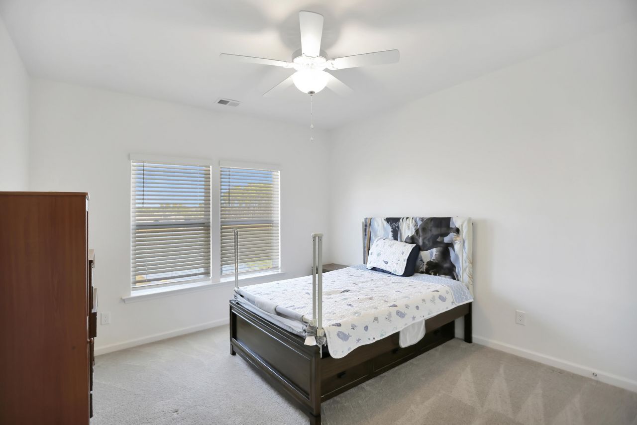 691 Snow Owl Drive Photo 28