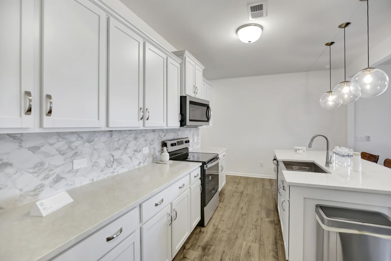 691 Snow Owl Drive Photo 8