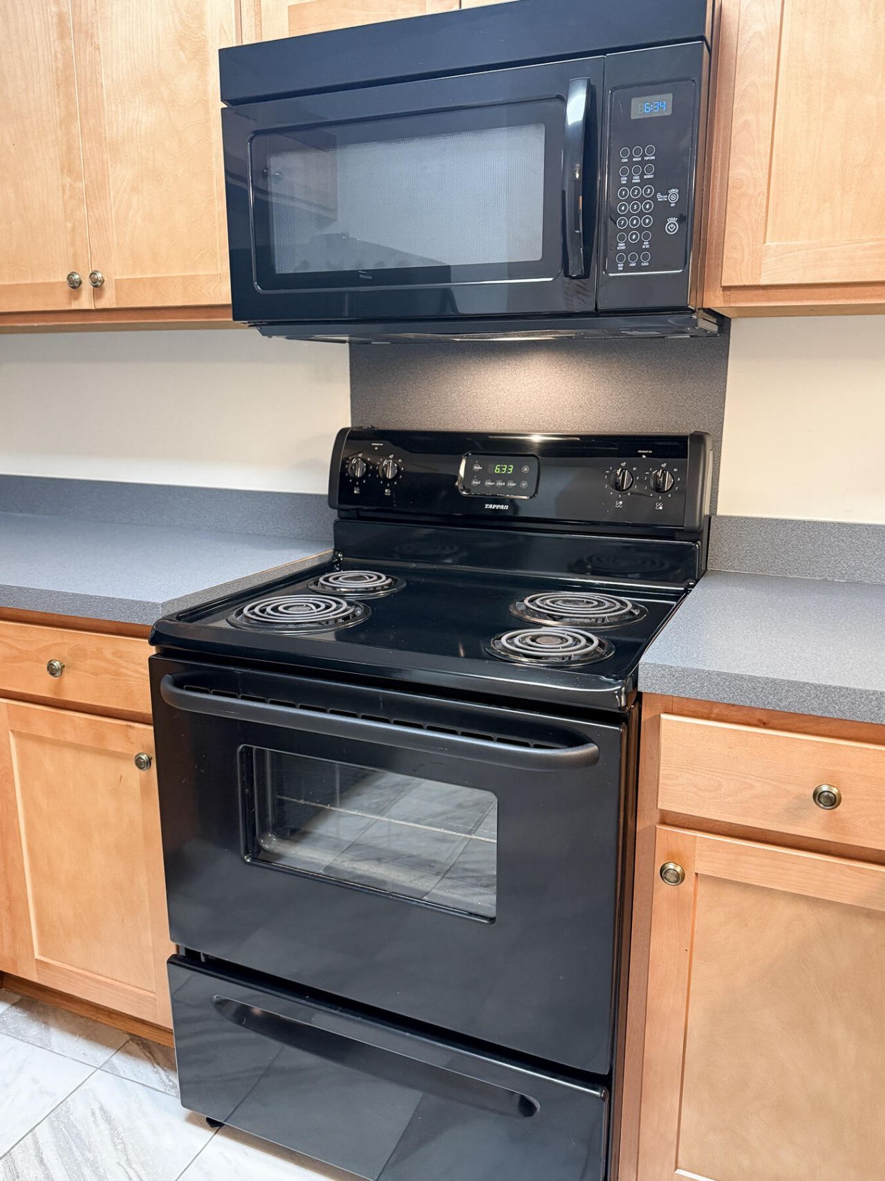 7950 Parklane Court Photo 16