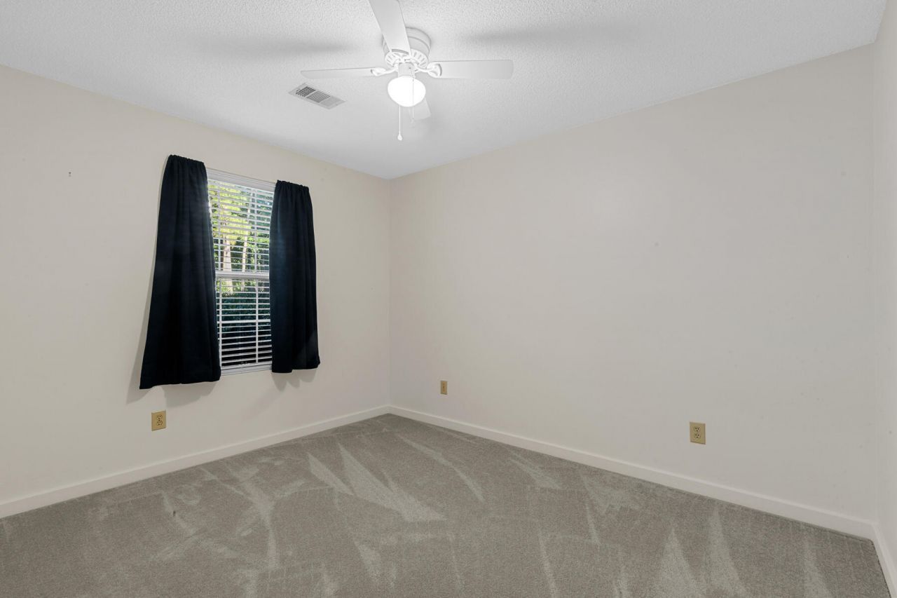 7950 Parklane Court Photo 21