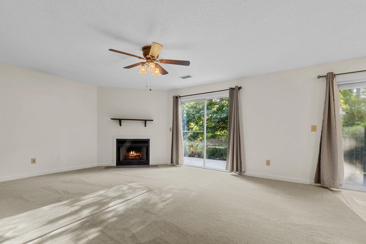 7950 Parklane Court Photo 7