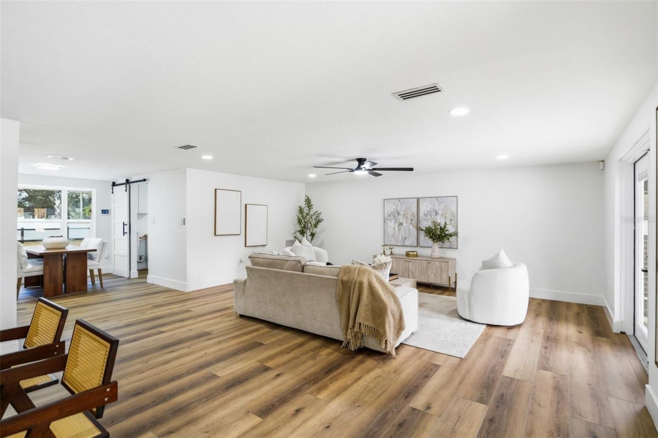 2338 Meadowbrook Drive, Lutz, FL 33558 Photo