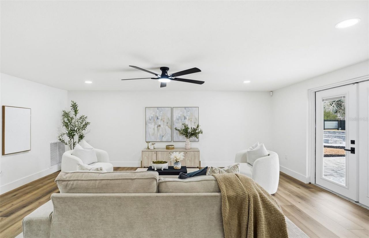 2338 Meadowbrook Drive, Lutz, FL 33558 Photo