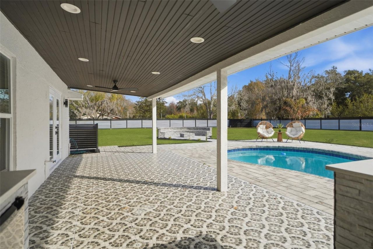 2338 Meadowbrook Drive, Lutz, FL 33558 Photo