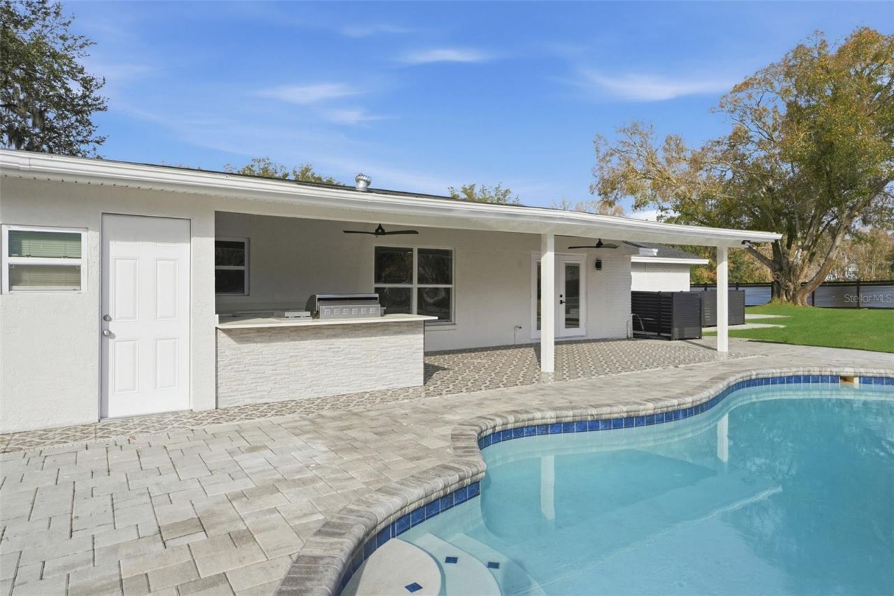 2338 Meadowbrook Drive, Lutz, FL 33558 Photo