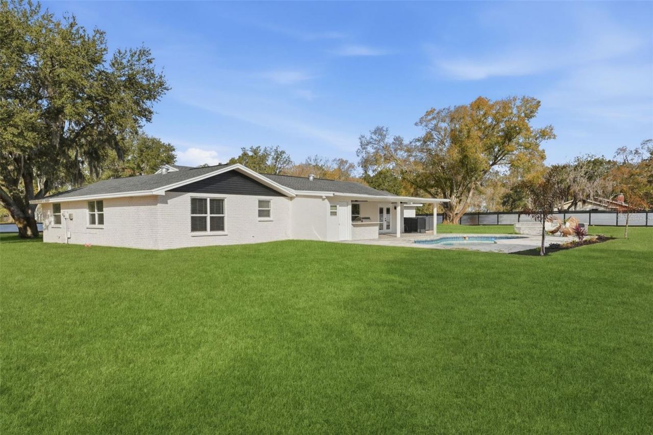 2338 Meadowbrook Drive, Lutz, FL 33558 Photo