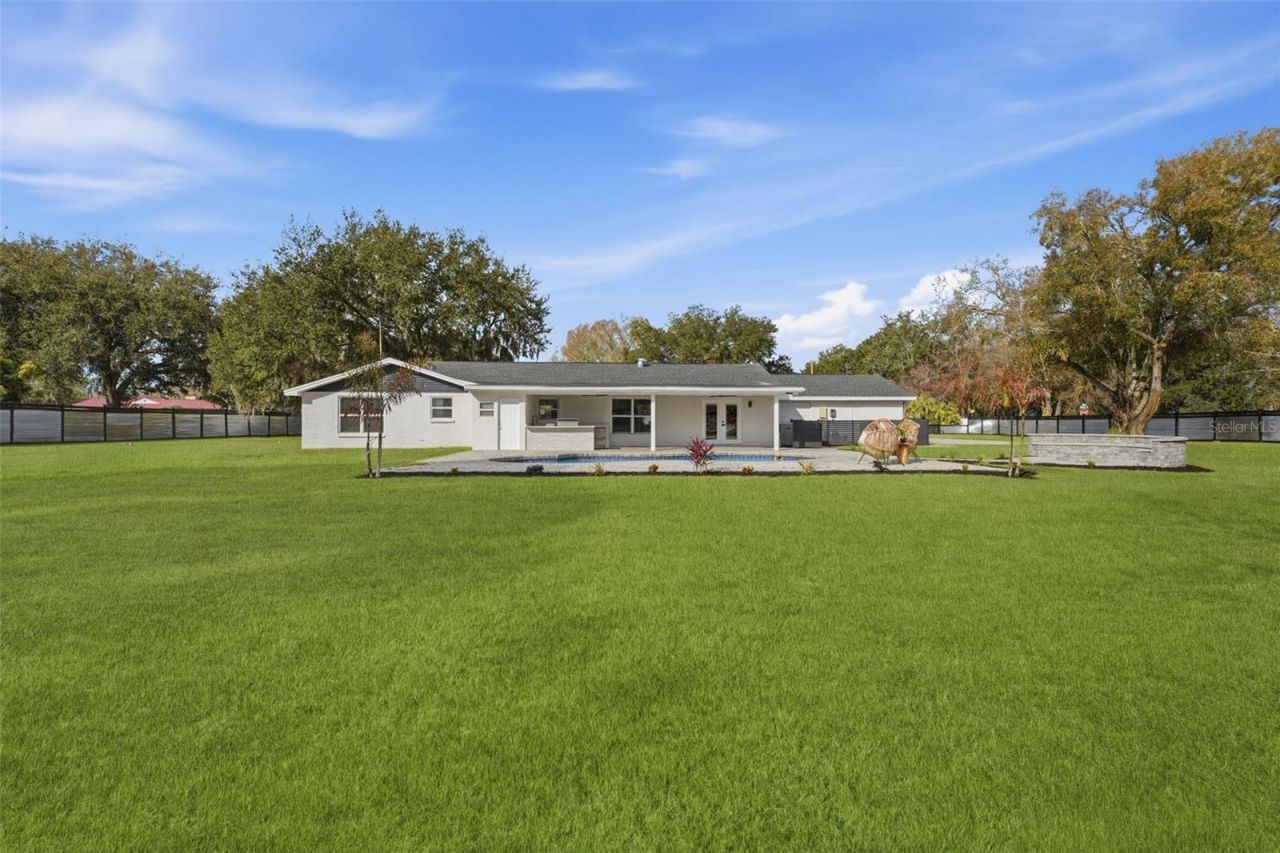 2338 Meadowbrook Drive, Lutz, FL 33558 Photo