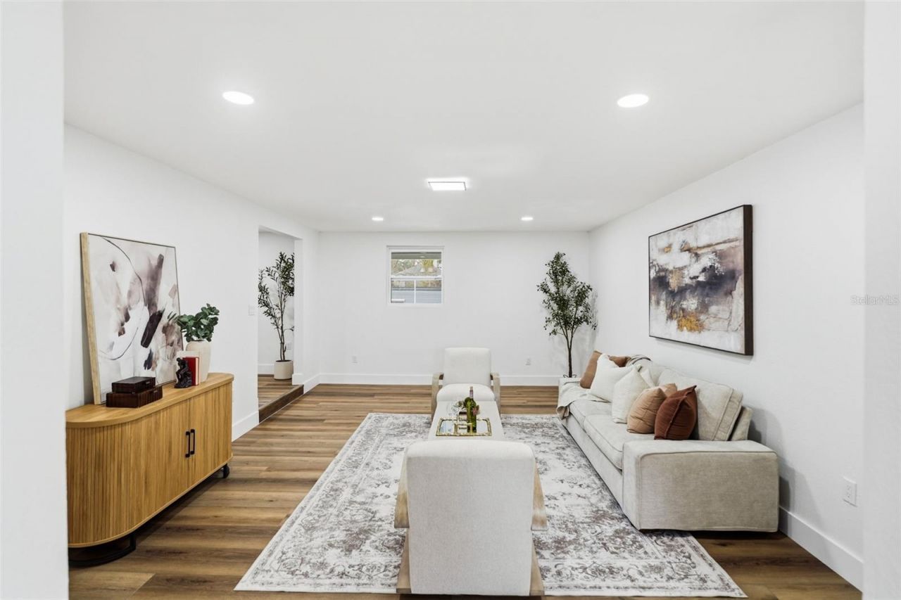 2338 Meadowbrook Drive, Lutz, FL 33558 Photo