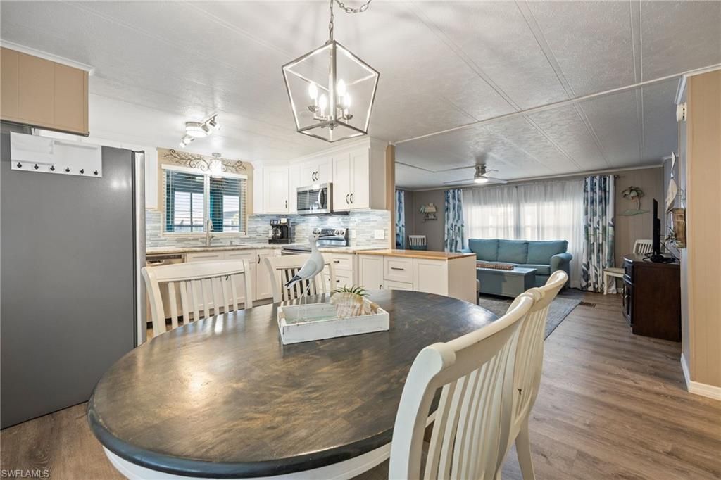 488 Jacklin Ln, North Fort Myers, FL 33903 Photo