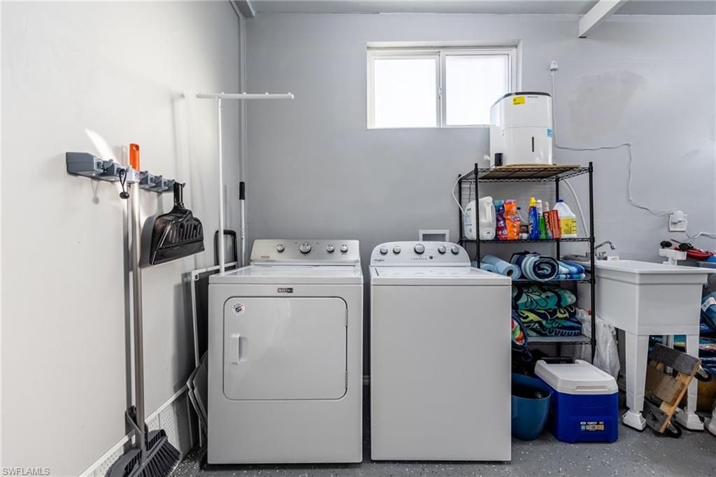 488 Jacklin Ln, North Fort Myers, FL 33903 Photo