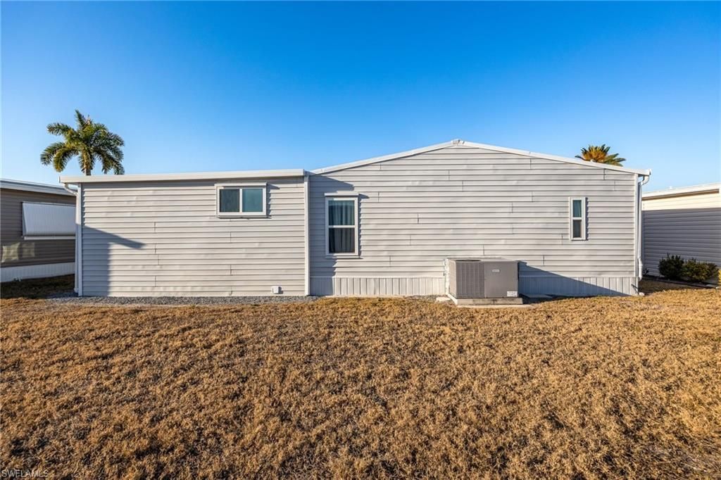 488 Jacklin Ln, North Fort Myers, FL 33903 Photo