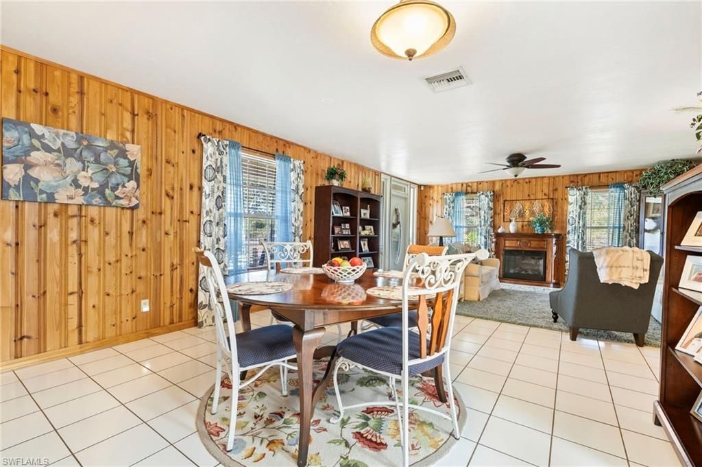 2724 3rd St Sw, Lehigh Acres, FL 33976 Photo