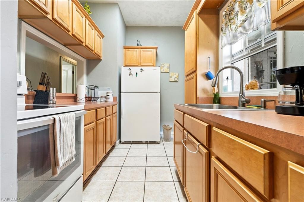 2724 3rd St Sw, Lehigh Acres, FL 33976 Photo