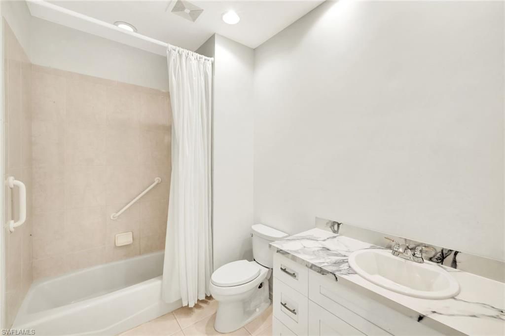 18530 Sandalwood Pointe , Unit 101, Fort Myers, FL 33908 Photo