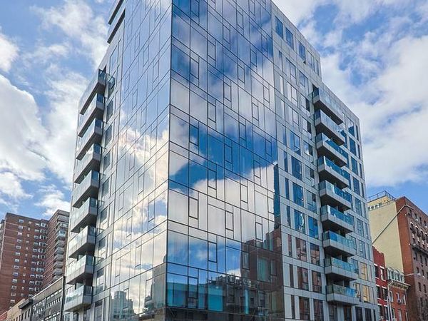 300 W 30th Street, Unit 4D, New York (Manhattan), NY 10001