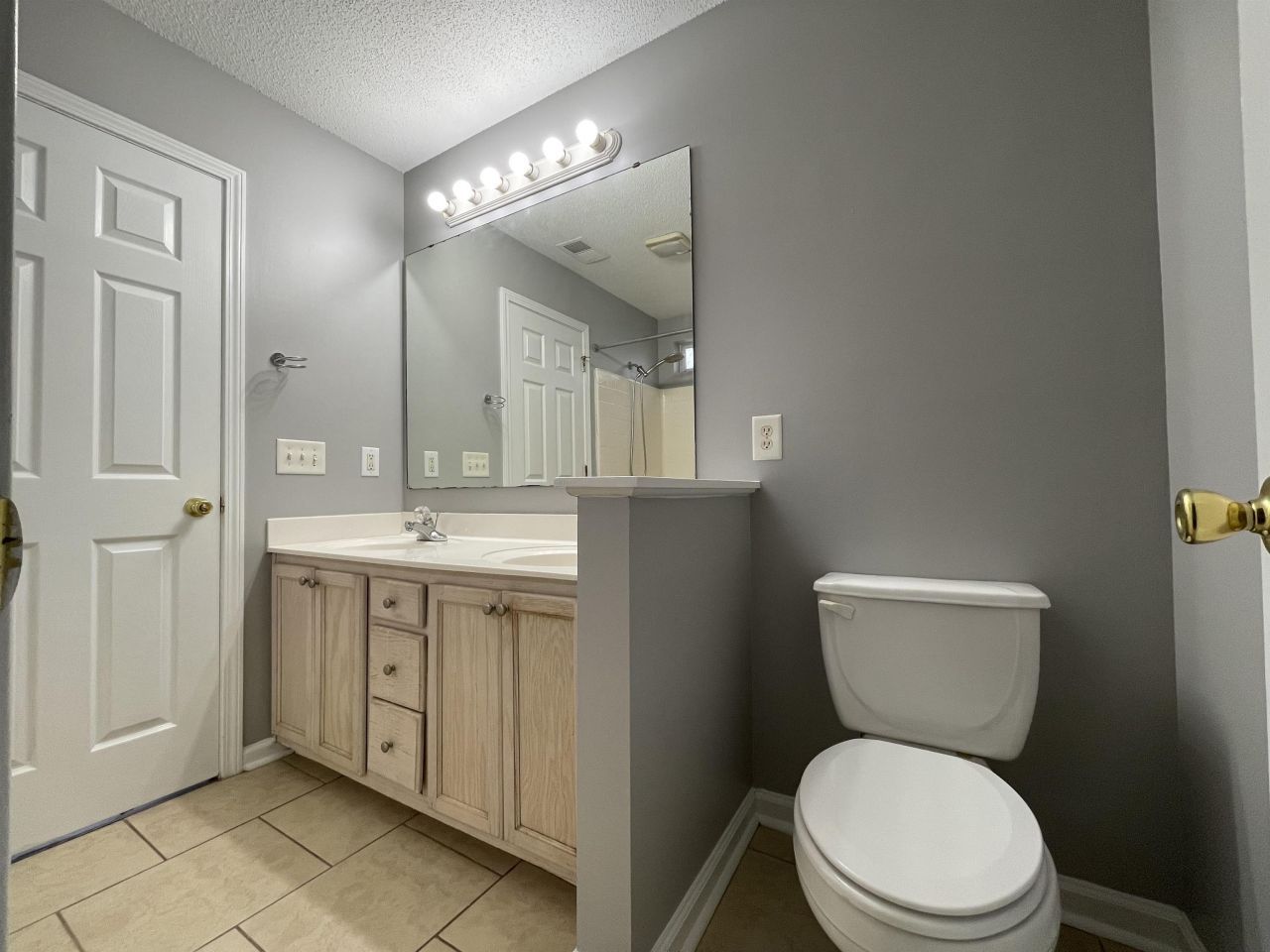 4670 Southgate Pkwy. Photo 11