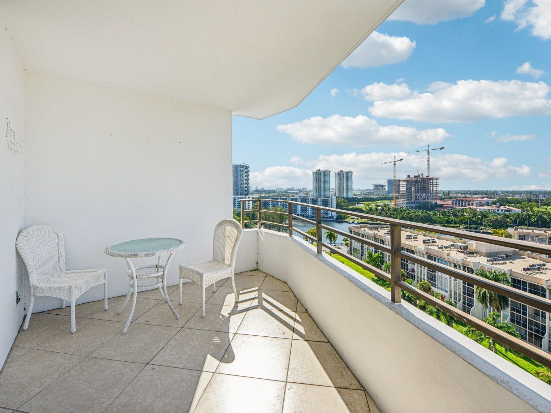 600 Three Islands Blvd, Unit 1106, Hallandale Beach, FL 33009 Photo