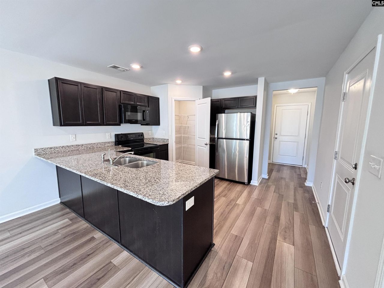 410 Eclipse Lane Photo 4
