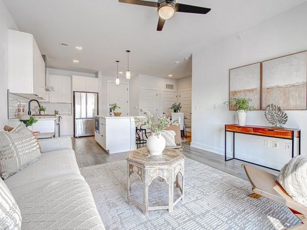 2220 Webberville RD, Unit 201, Austin, TX 78702