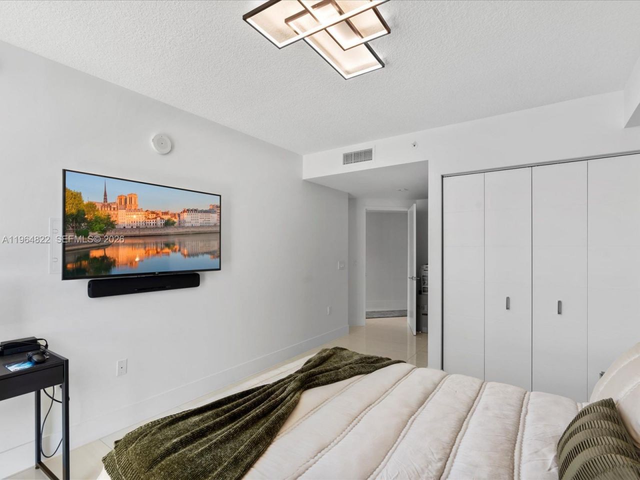 300 Sunny Isles Blvd, Unit 4-807, Sunny Isles Beach, FL 33160 Photo