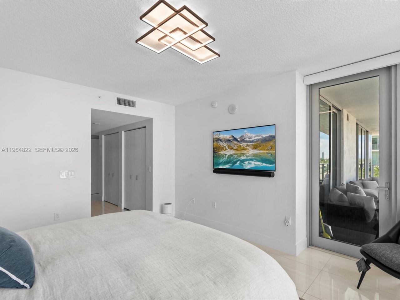 300 Sunny Isles Blvd, Unit 4-807, Sunny Isles Beach, FL 33160 Photo