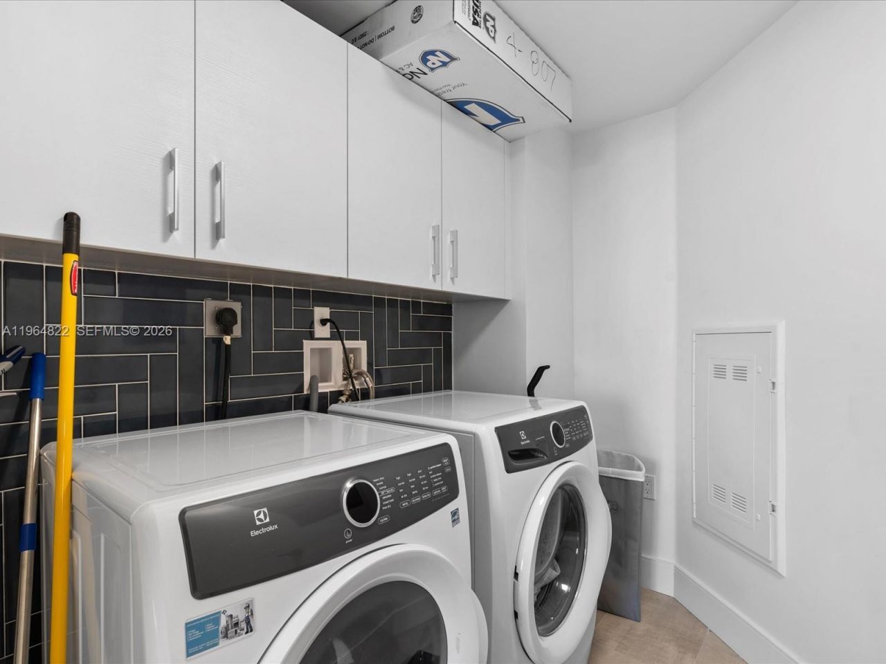 300 Sunny Isles Blvd, Unit 4-807, Sunny Isles Beach, FL 33160 Photo