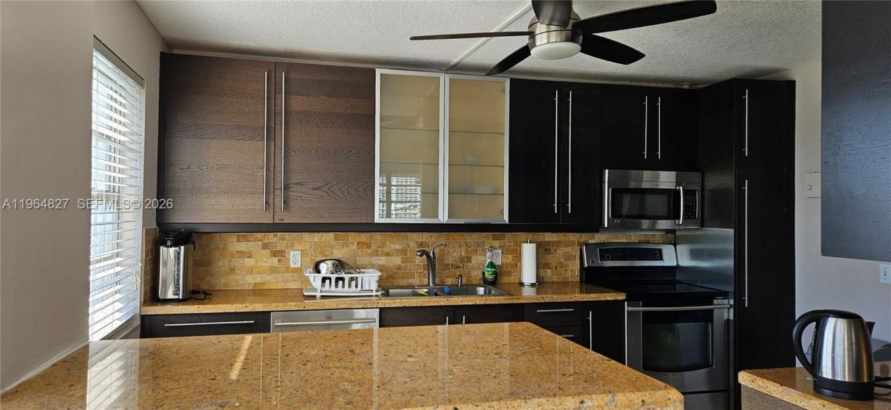 2851 NE 183rd St, Unit 817E, Aventura, FL 33160 Photo