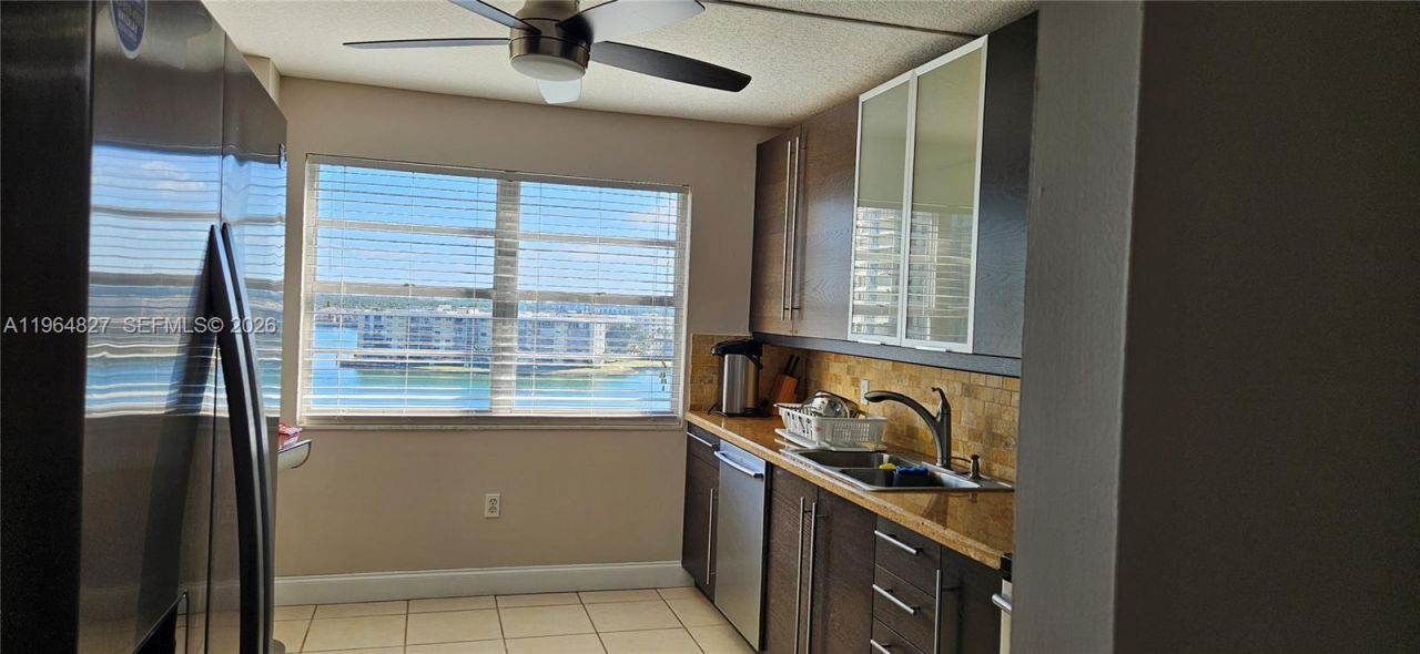 2851 NE 183rd St, Unit 817E, Aventura, FL 33160 Photo
