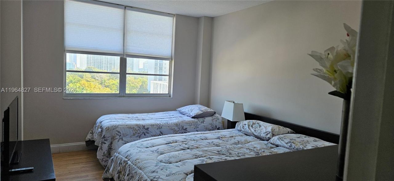 2851 NE 183rd St, Unit 817E, Aventura, FL 33160 Photo