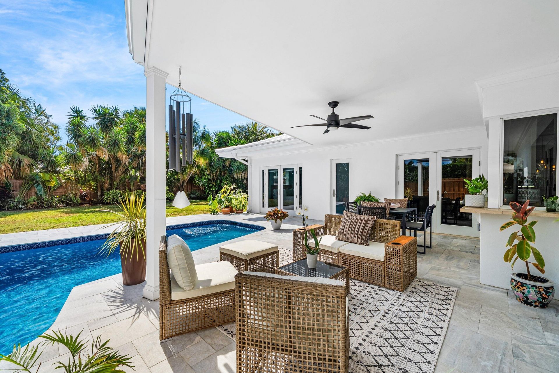 830 Tangerine Way, Gulf Stream, FL 33483 Photo