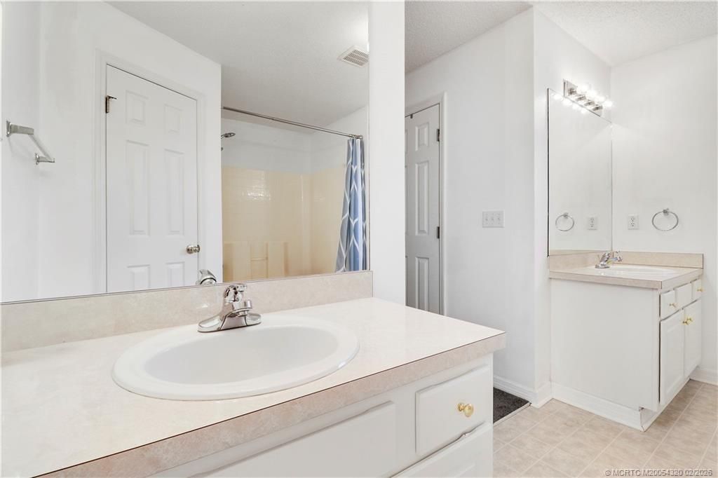 4074 SW Darwin Boulevard, Port Saint Lucie, FL 34953 Photo