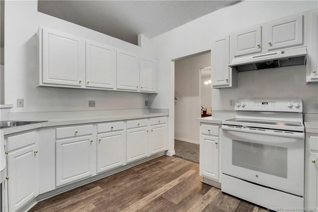 4074 SW Darwin Boulevard, Port Saint Lucie, FL 34953 Photo