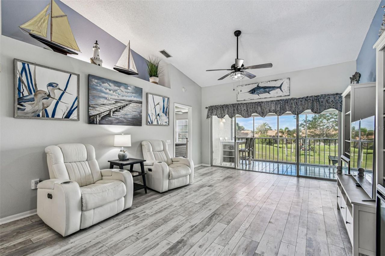 4210 Caddie Drive E, Unit 202, Bradenton, FL 34203 Photo