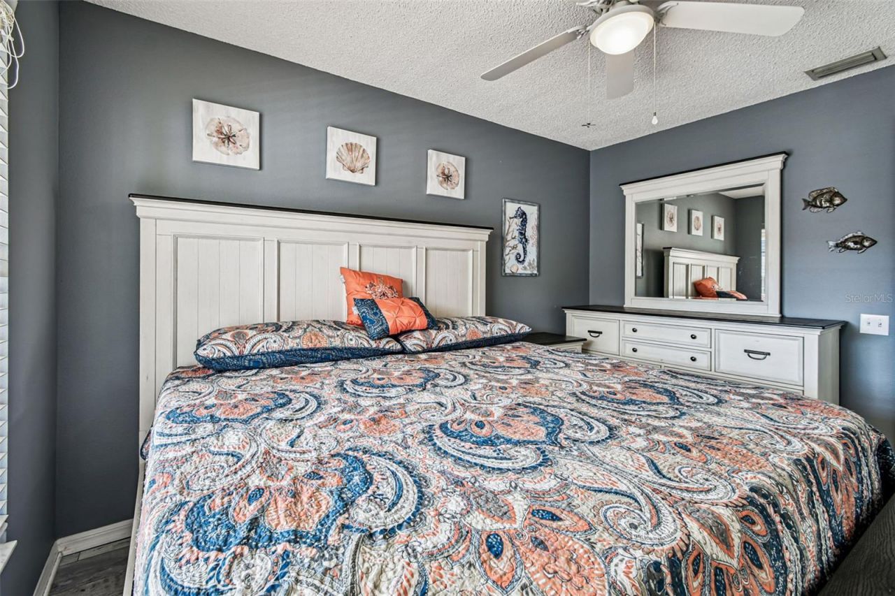 4210 Caddie Drive E, Unit 202, Bradenton, FL 34203 Photo