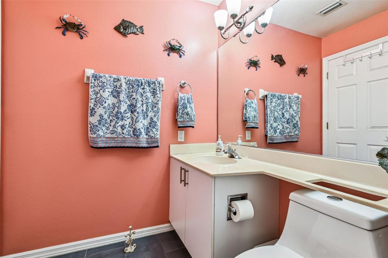 4210 Caddie Drive E, Unit 202, Bradenton, FL 34203 Photo