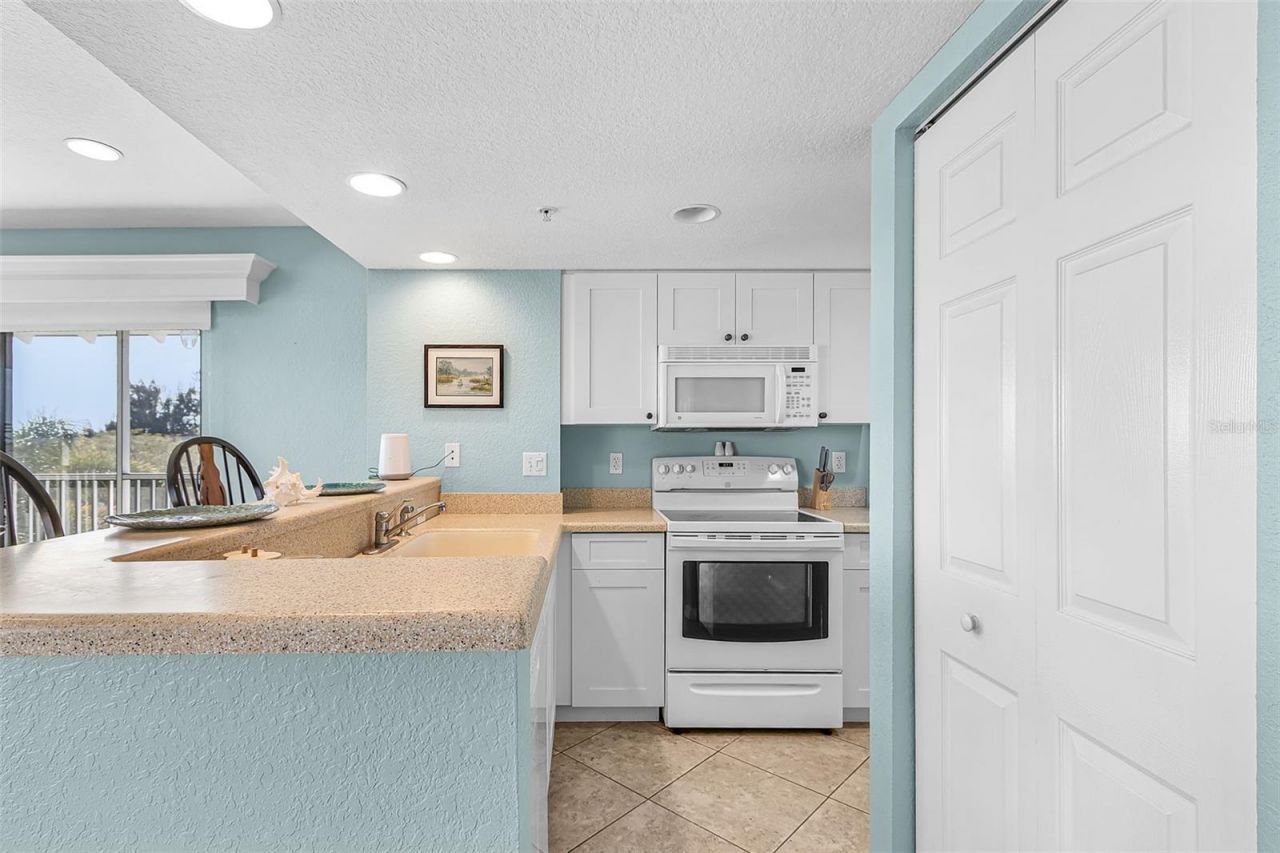 16641 Stringfellow Road, Unit 506, Bokeelia, FL 33922 Photo