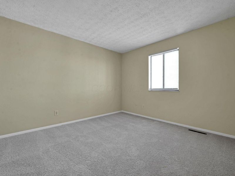 3113 Highcliff Court, Columbus, OH 43231 Photo 12