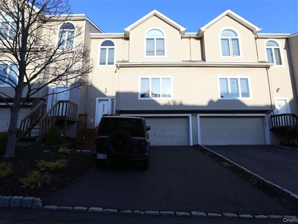 15 Leif Boulevard, Congers, NY 10920