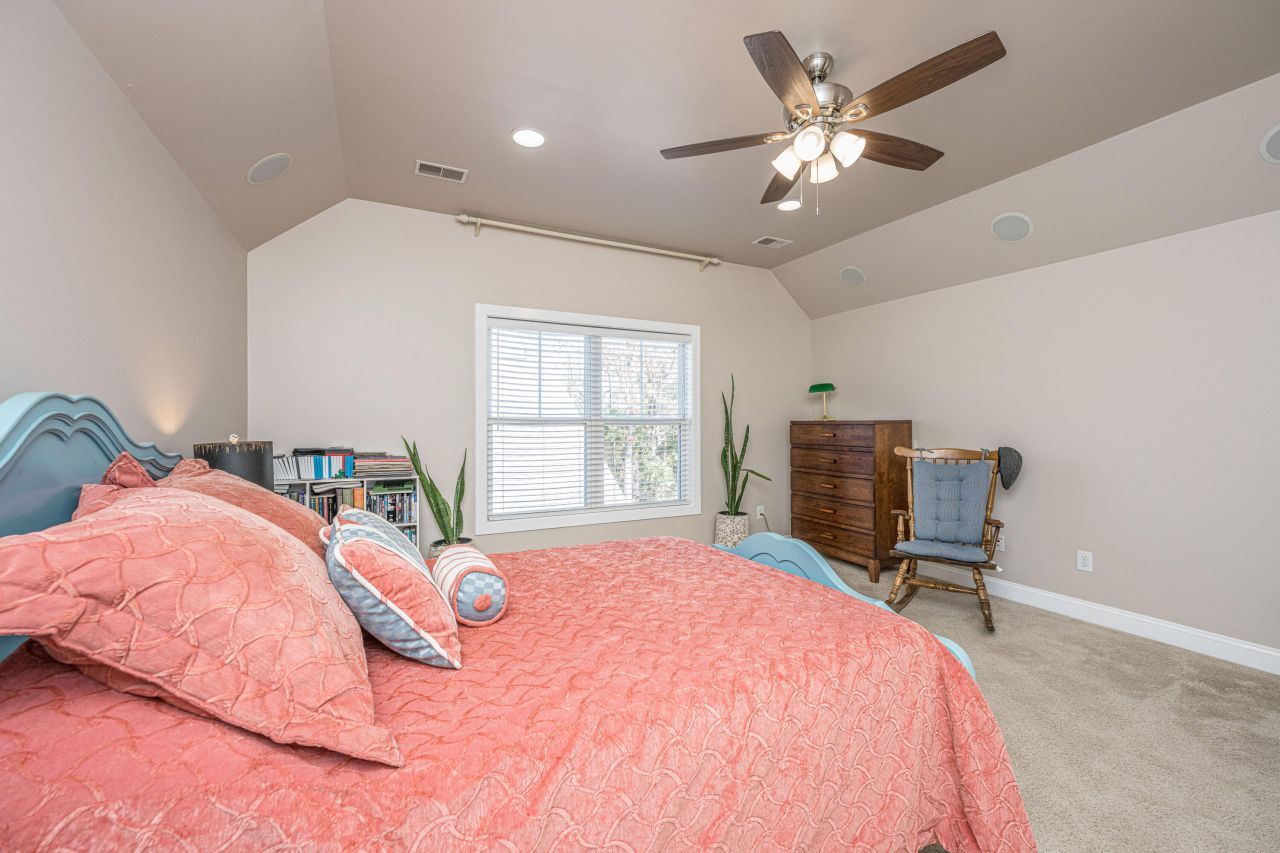 104 Sugar Tree Place Photo 43